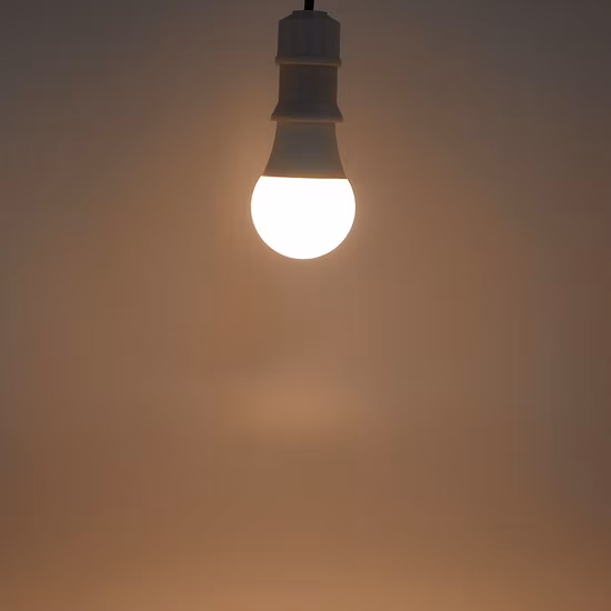 Usine pour le marché mexicain de haute qualité E27 A60 ampoule LED 3000K 6500K ampoule LED lampe 9W 10W